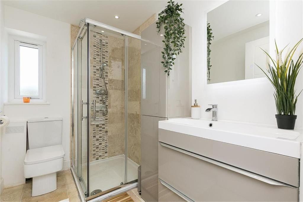 Dreghorn House 4 Bedrooms 3 Toilets 3 Reception Free Parking 233 Mbp Wifi Edinburg Exteriör bild